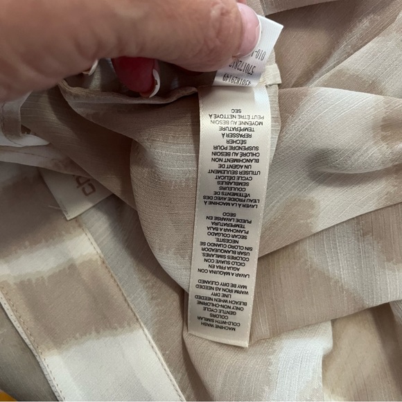 CHICO’S TUNIC AND CAMI SET - Picture 14 of 15